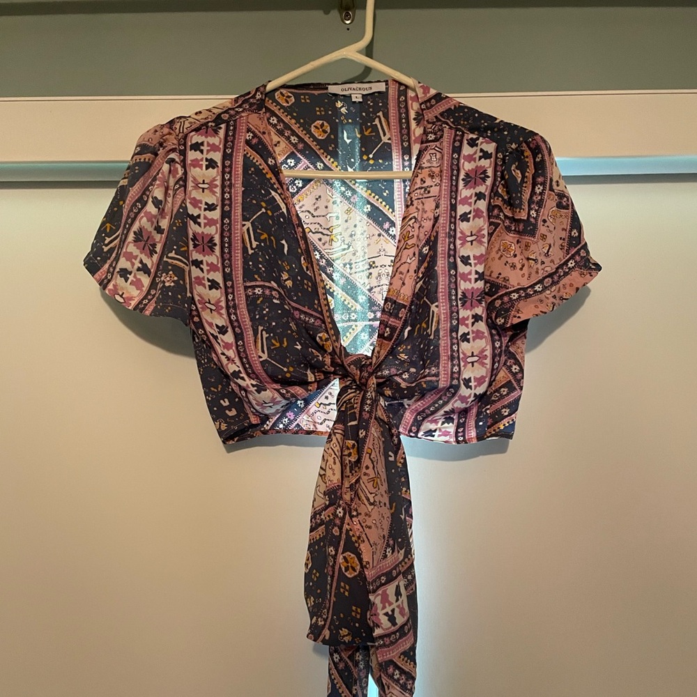 Olivaceous - South Moon Under - tie front paisley top - Large